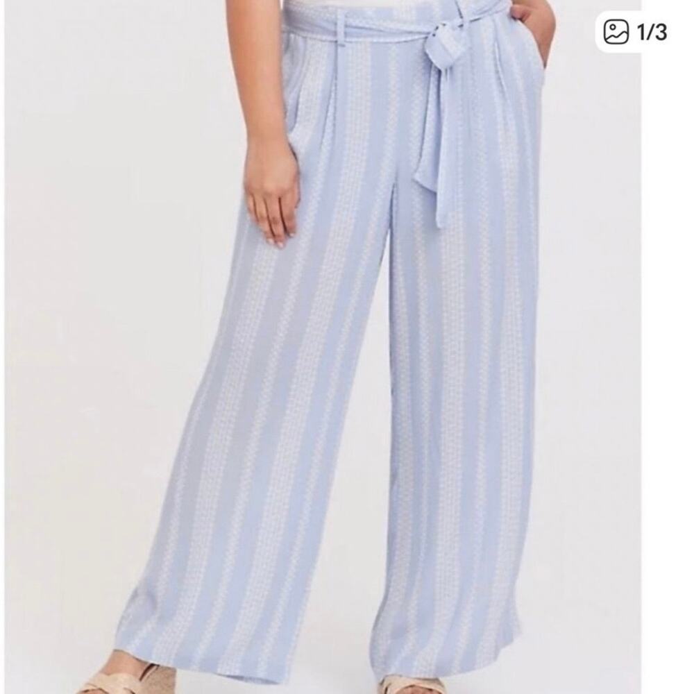 Torrid Geo Stripe Gauze Pants Women’s Plus Size 2X 18-20 Blue and White Flowwy